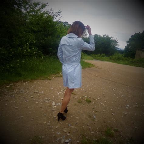 Jade Coquine Nude Under A Trench Exhibition 8 Pics XHamster