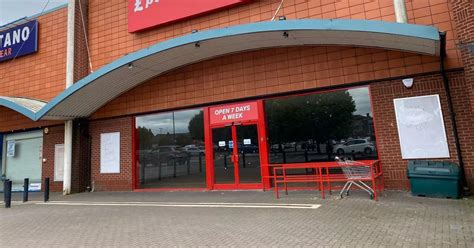 Poundstretcher In Hot Water Over Adverts And Shoppers Say Just Stop Birmingham Live