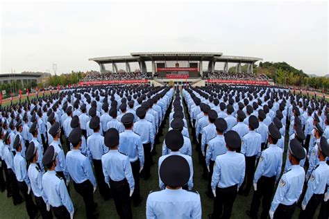 学院举行2020级公安专业学生开学典礼暨军训成果汇报大会 江苏警官学院