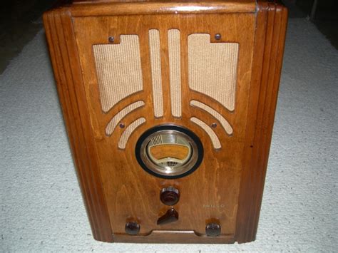 Philco 37 610 Tombstone Radio Vintage Tube Electronics