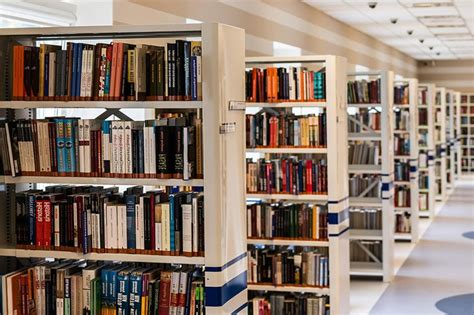 Should Men Sleep In Boxers Or Briefs Or Naked Smart Sleeping Tips