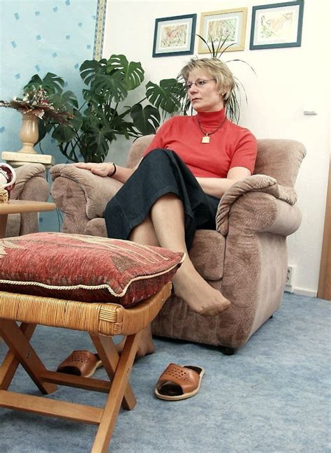 Granny Nylon Feet Porn Pictures Xxx Photos Sex Images Pictoa