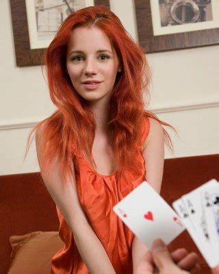 Pictures Of Hanna S Honeypot Totally Nude Outside Porn Pictures XXX Photos Sex Images 3556481