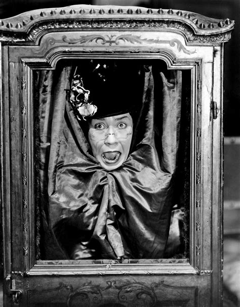 Bonkers Halloween Date Idea A Naked Haunted House Glamour