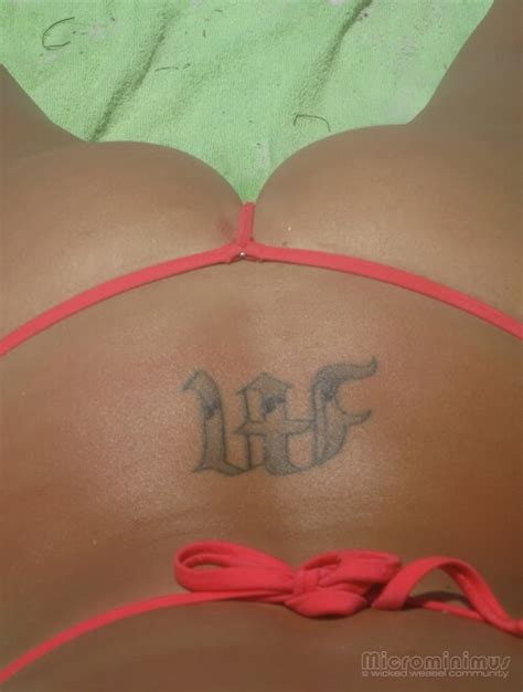 Bikini Model Wws Summertan Ai Enhanced Summer Time Fun Topaz