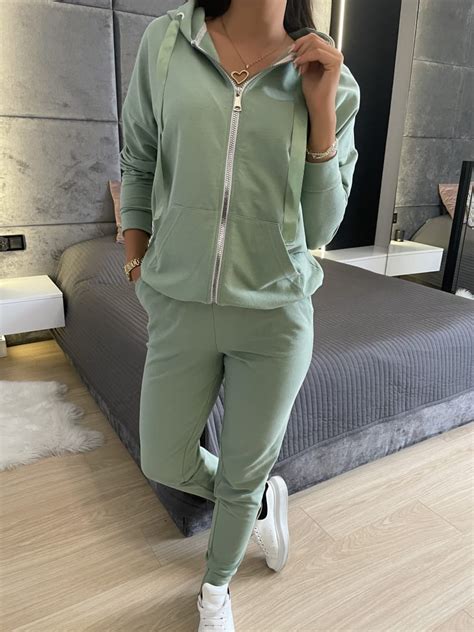 Pistacjowy Komplet Dresowy 6198-311-B ModnaKiecka.pl