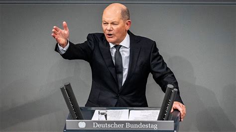 Vor Minuten Deutschlands Scholz Sieht Sich Im Bundestag Mit Fragen