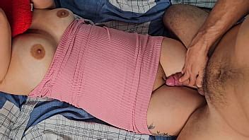 Primera relación sexual virgen le hice un regalo a mi novia y gané su coño virgen XVIDEOS