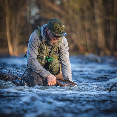 Mega Bra Chest Pack Vision Fly Fishing