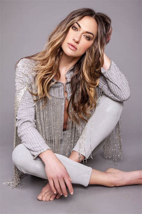 Pin by Scotty Hansford on Tasya Teles | Actresses, Guys fashion casual