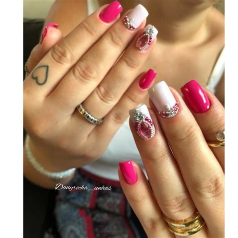 56 Ideias De Unhas Decoradas Com Joias