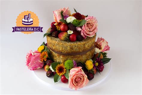 Naked cakes de cumpleaños Pastelería D C