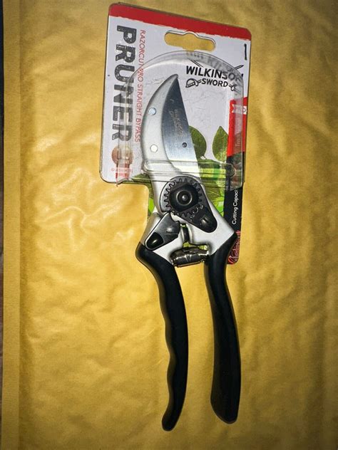 Wilkinson Sword Razorcut Pro Straight Bypass Pruner 1111160w Secateur For Sale Online Ebay