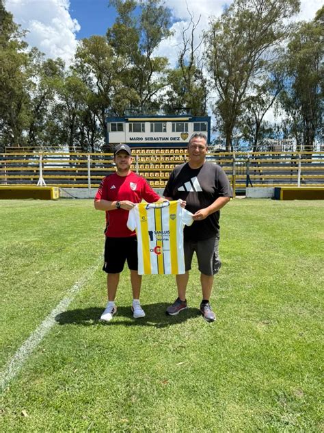 Club Atlético... - Club Atlético Juventud Unida Universitario