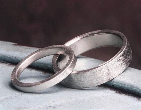 Pin op Кольца