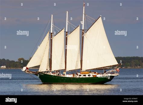 Three Masted Schooner Hi Res Stock Photography And Images Alamy