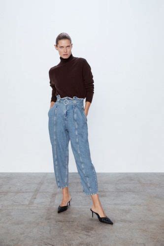 С чем носить джинсы слоучи: фото, идеи, тренды 2021 года