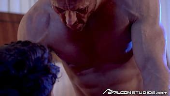 FalconStudios Devin Franco Gets His Ass Pounded Hard By Gorgeous Hunk XVIDEOS