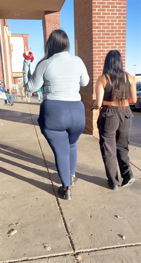 BBW MEXICAN ASS Spandex Leggings Yoga Pants Forum