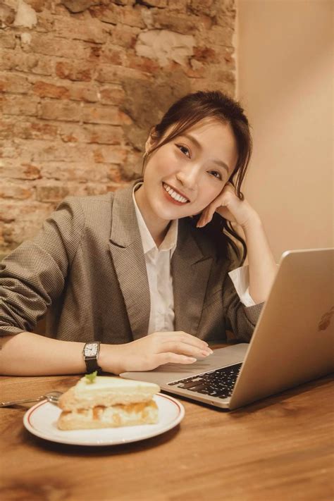 Tr T B Style C Ng S Hot Girl Th Ti Ng Khi N C M Tr M Tr Khi