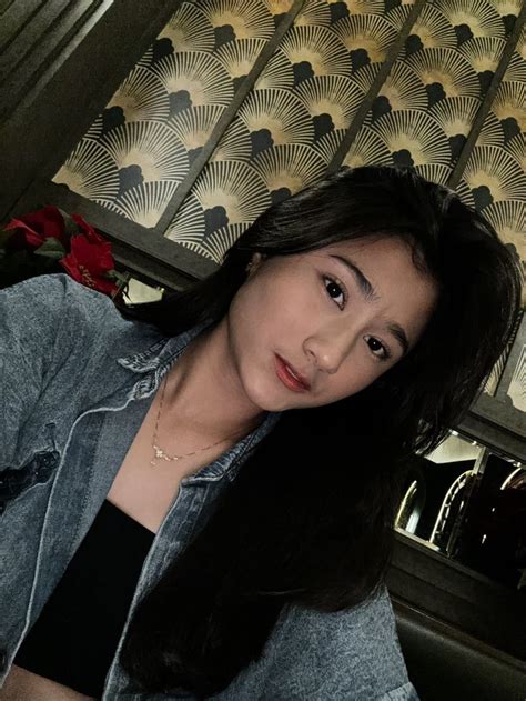 raisha jkt    cantik foto gadis cantik gadis cantik