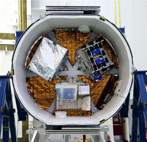 Spacex Offers Nasa A Custom Moon Freighter Hackaday
