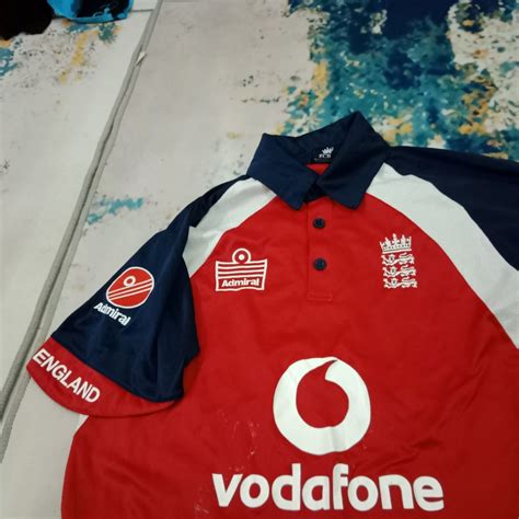 England cricket jersey, Men's Fashion, Activewear on Carousell