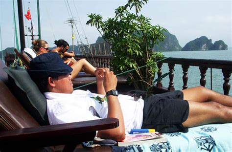 A Vietnamese Naked Party In Halong Bay The Travel Junkie