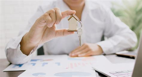 how to become paralegal in california