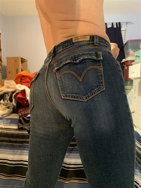 What Do You Think Of My CD Ass Scrolller