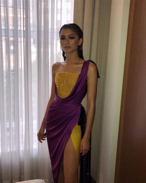 The Hottest Zendaya Bikini Pictures Ever 12thBLOG