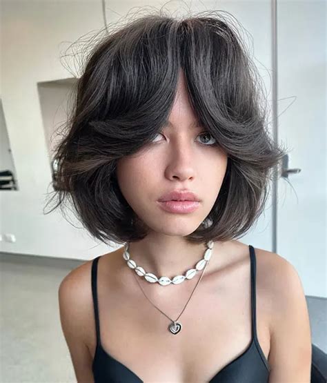 Corte Butterfly Cut Curto