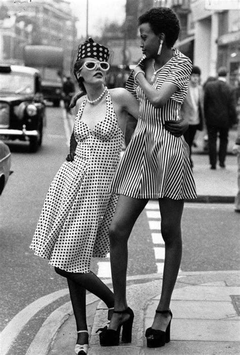 Black And White Retro Fashion 70s Fashion 1970s Fashion