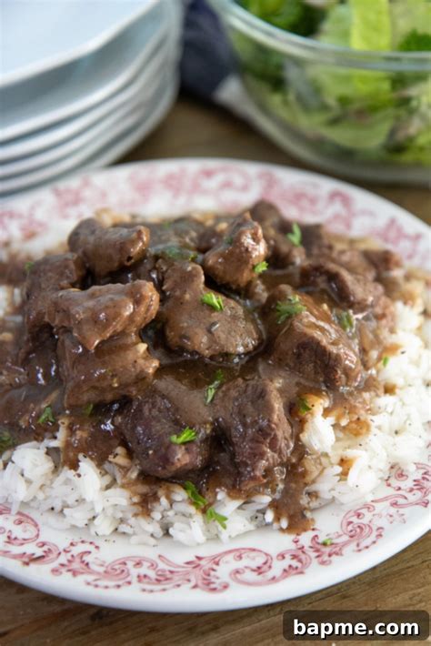 Southern Smothered Beef Tips and Rice - Bapme