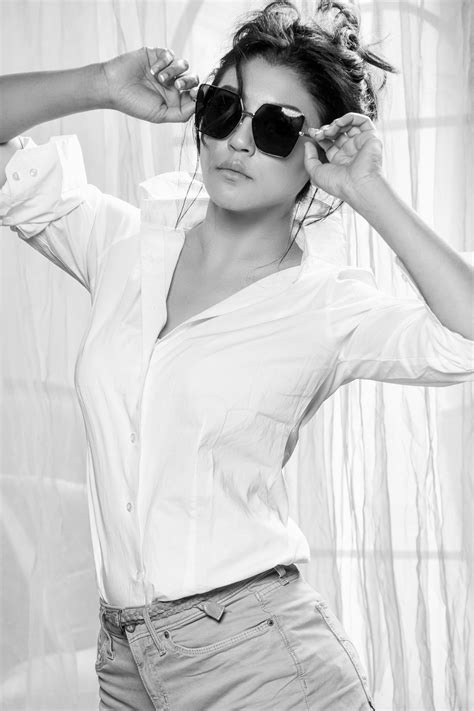 Jaya Ahasan Photo Gallery