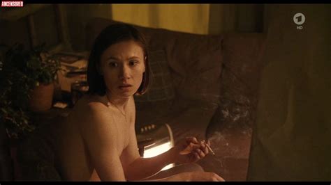 Naked Alina Levshin In L Gen Und Andere Wahrheiten