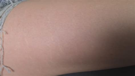 Domi Shaves Her Legs Asian Amateur Feet Clips4sale