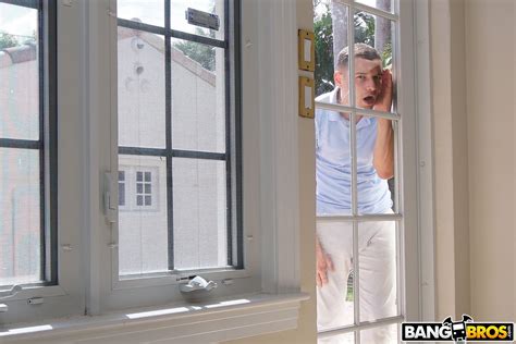 Filthy MILF Nadia White Craves For A Fresh Dong Photos