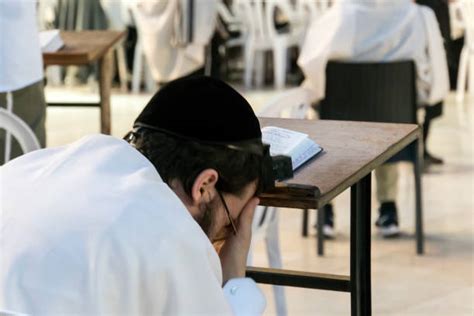 Jewish Morning Prayers Stock Photos Pictures And Royalty Free Images