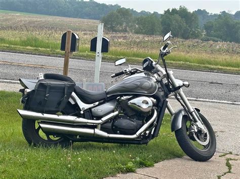 2007 Suzuki Boulevard 650 Owners Manual 3