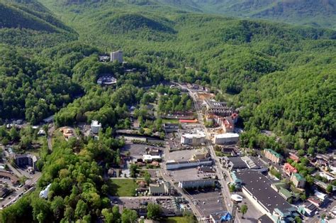 4 Things To Know Before Visiting Gatlinburg Tn