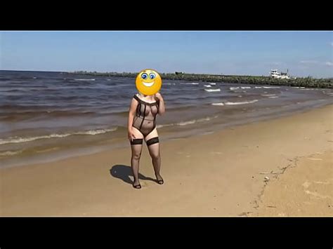 Hot Blonde Is Relaxing On The Sea XNXX