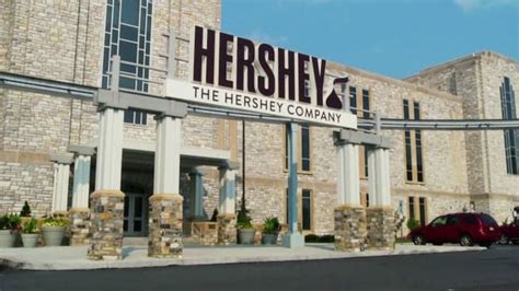 news  hershey company appoints   chro people matters