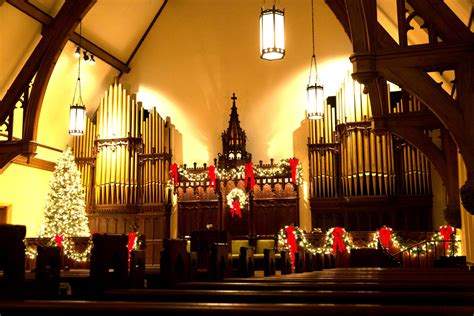 Christmas Eve Candlelight Services - First Unitarian Society of Milwaukee