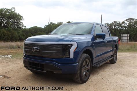 Ford Super Duty Gains New Antimatter Blue Color First Look