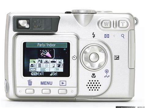 Nikon Coolpix 5200 Review: Digital Photography Review