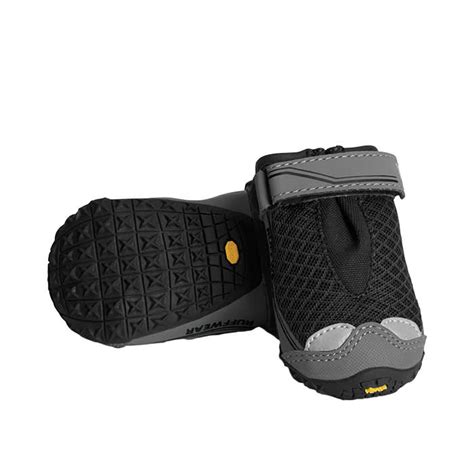 Best Winter Boots For Dogs In 2025 · Kinship