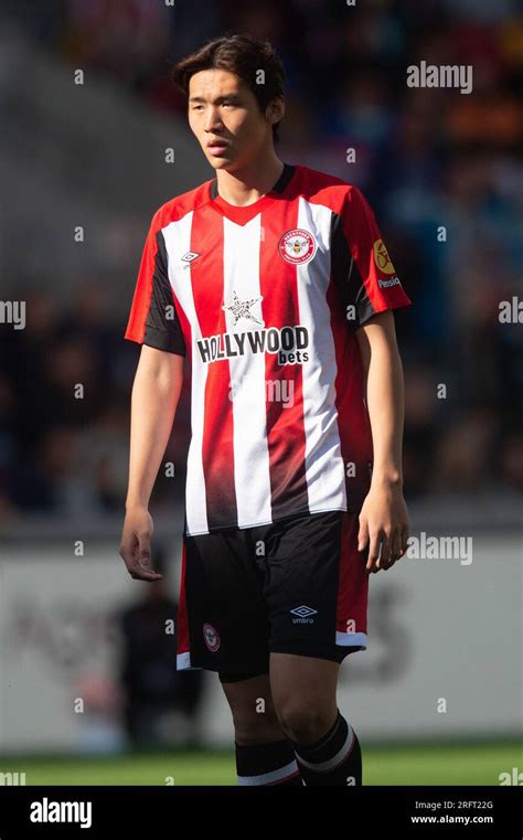 Ji Soo Kim Brentford Hi Res Stock Photography And Images Alamy