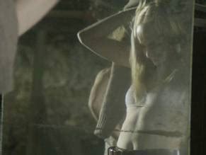 SWEET SWEET LONELY GIRL NUDE SCENES AZNude