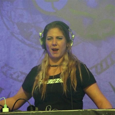 Stream Dj Rheeza Early Hardcore Mix By Rheeza Listen Online For Free On Soundcloud